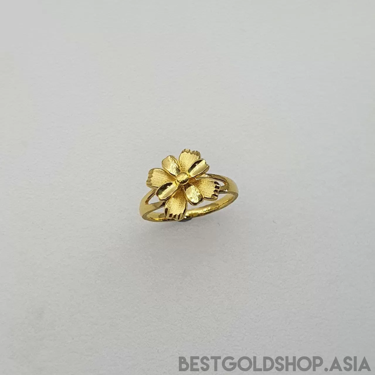 22k / 916 Gold Moving Flower Ring