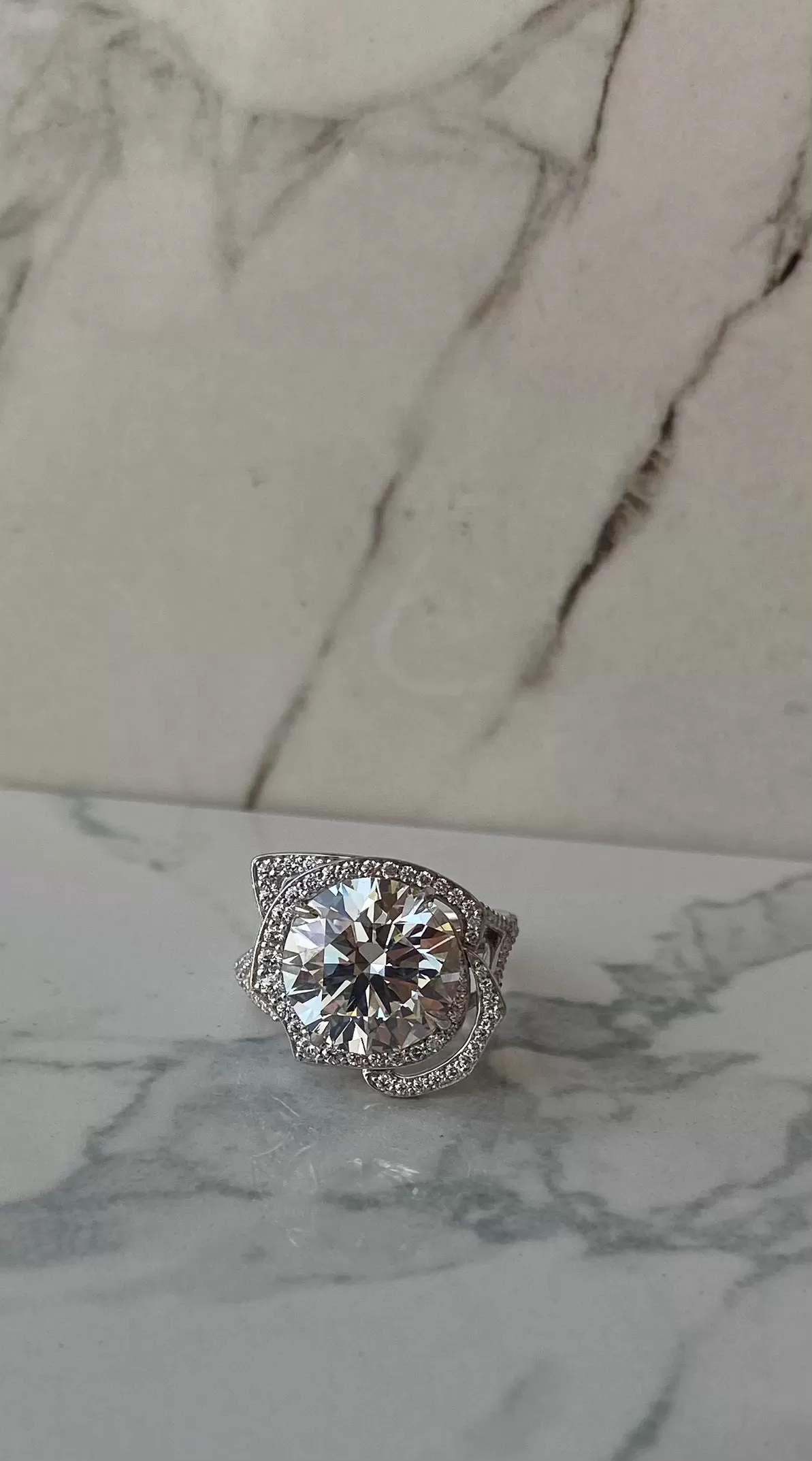 6.52 F/VS2 Lab Diamond Rosel Ring with 1.15 Halo