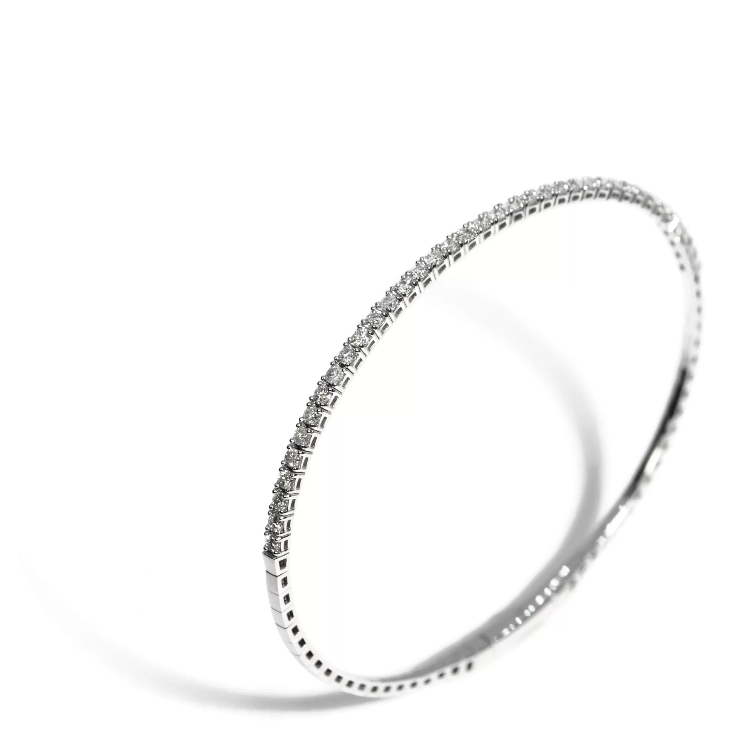 AFJ Diamond Collection  - Flexible Bracelet with Diamonds, White Gold