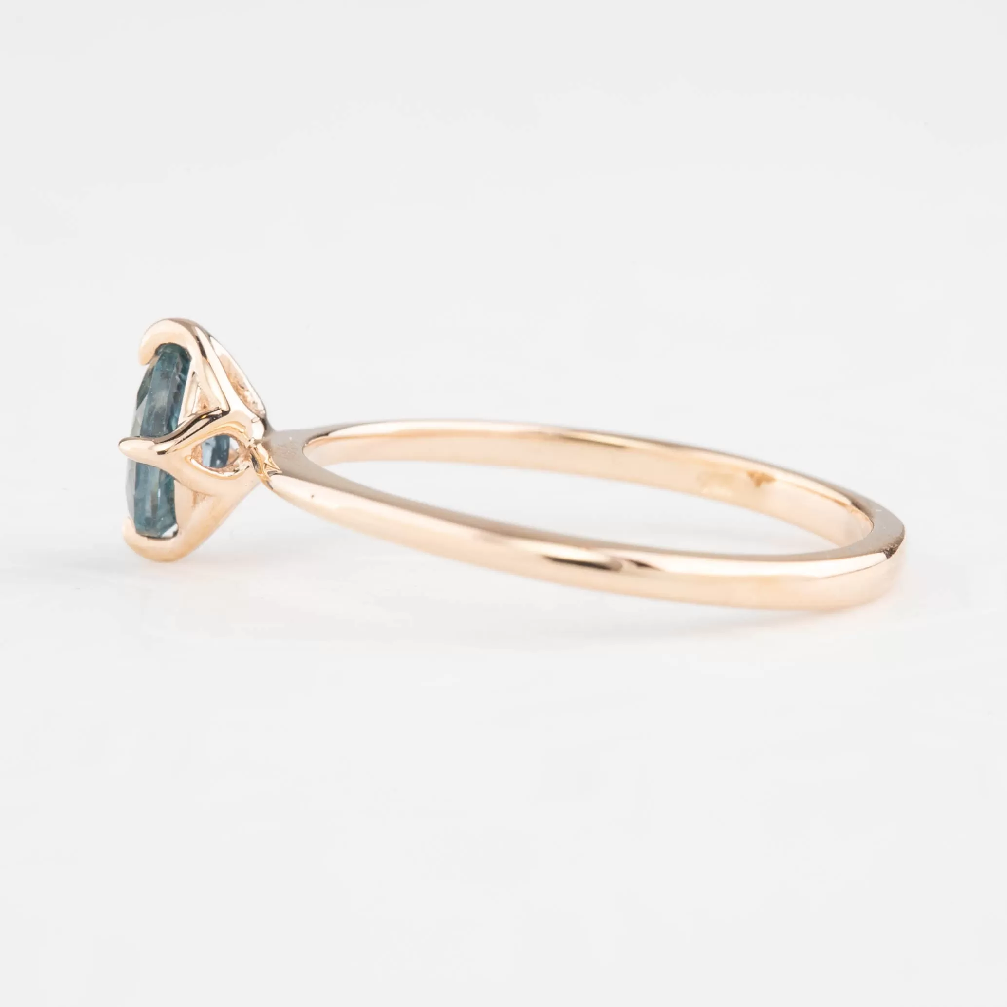 Alice Ring 6mm 0.65ct Blue green Montana Sapphire, 14k Rose Gold