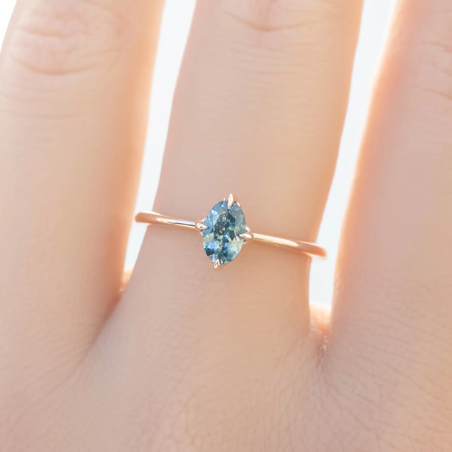 Alice Ring 6mm 0.65ct Blue green Montana Sapphire, 14k Rose Gold