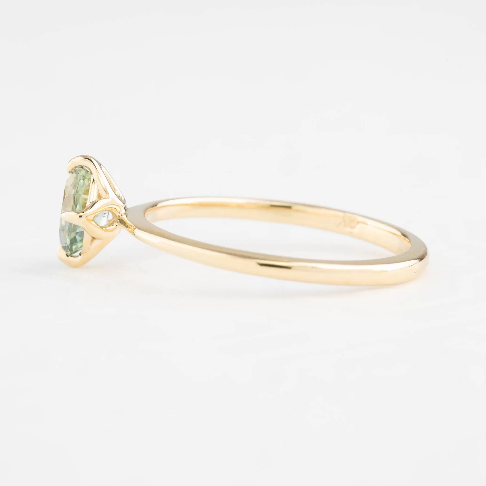 Alice Ring 6mm 0.65ct Light Blue Green Montana Sapphire, 14k Yellow Gold