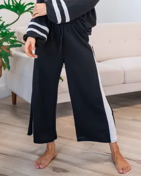 Alicia Black and Ivory Crop Pants