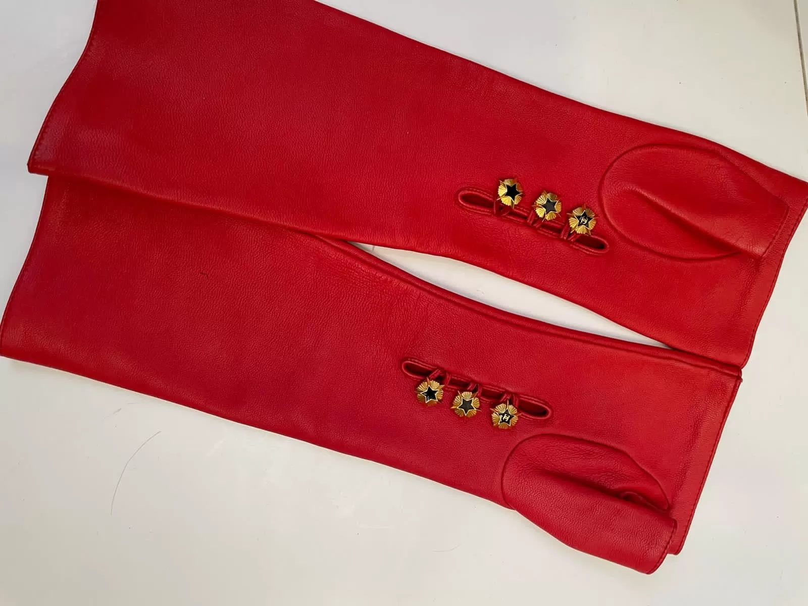 Chanel Fingerless Lambskin Leather Long Red Gloves Size 7.5