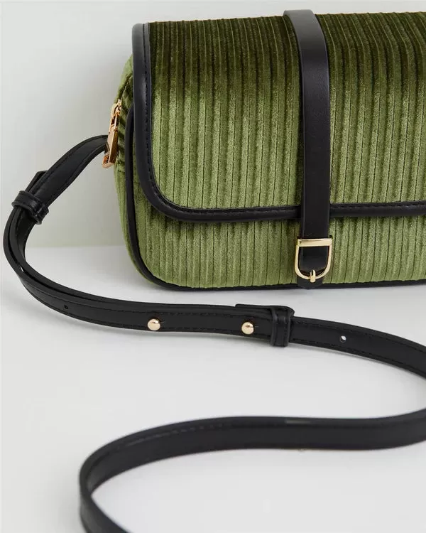 Fable - Vivianne Velvet Camera Bag - Jade Green