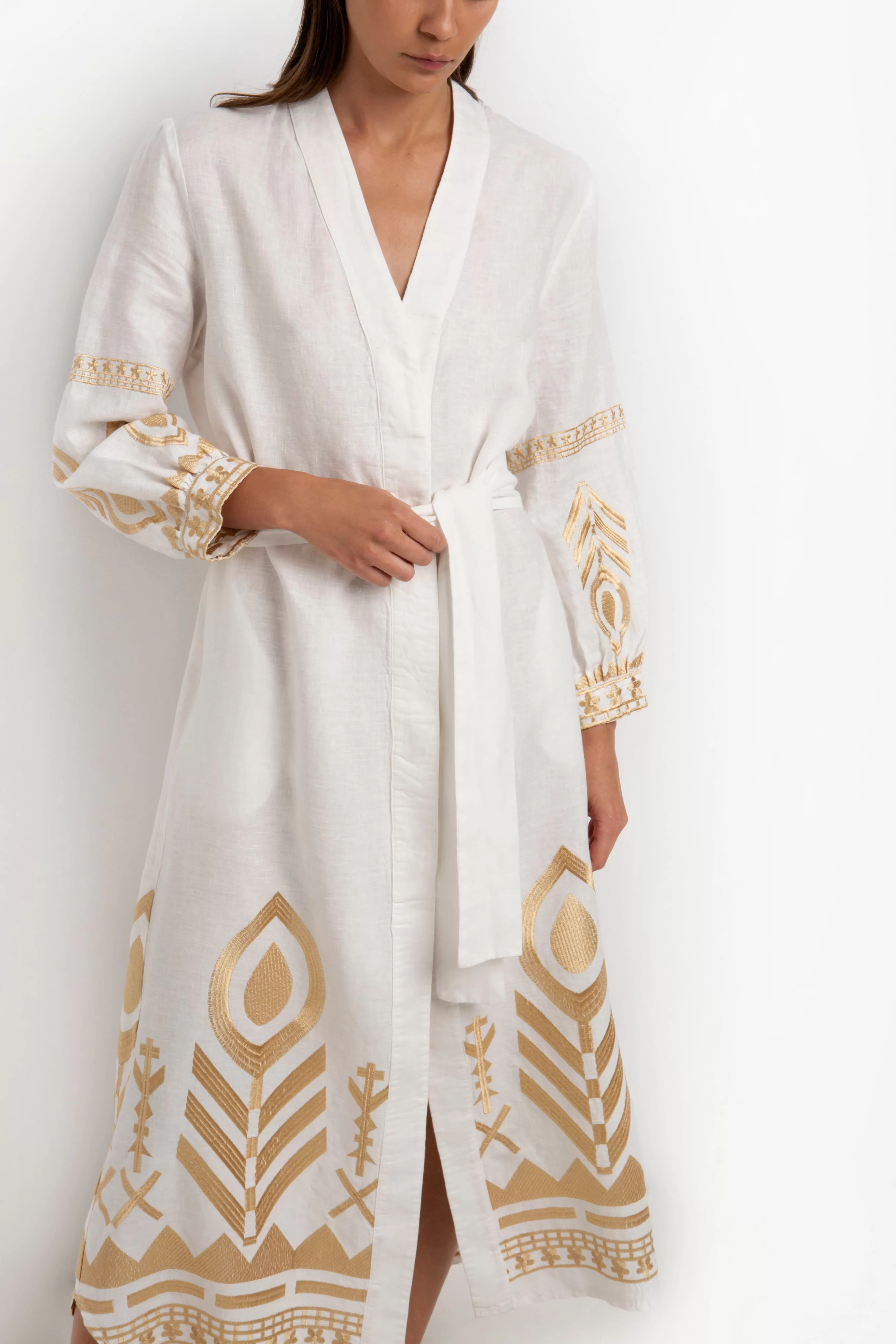 Kori Long Sleeved Belted Shirt Dress | White & Gold