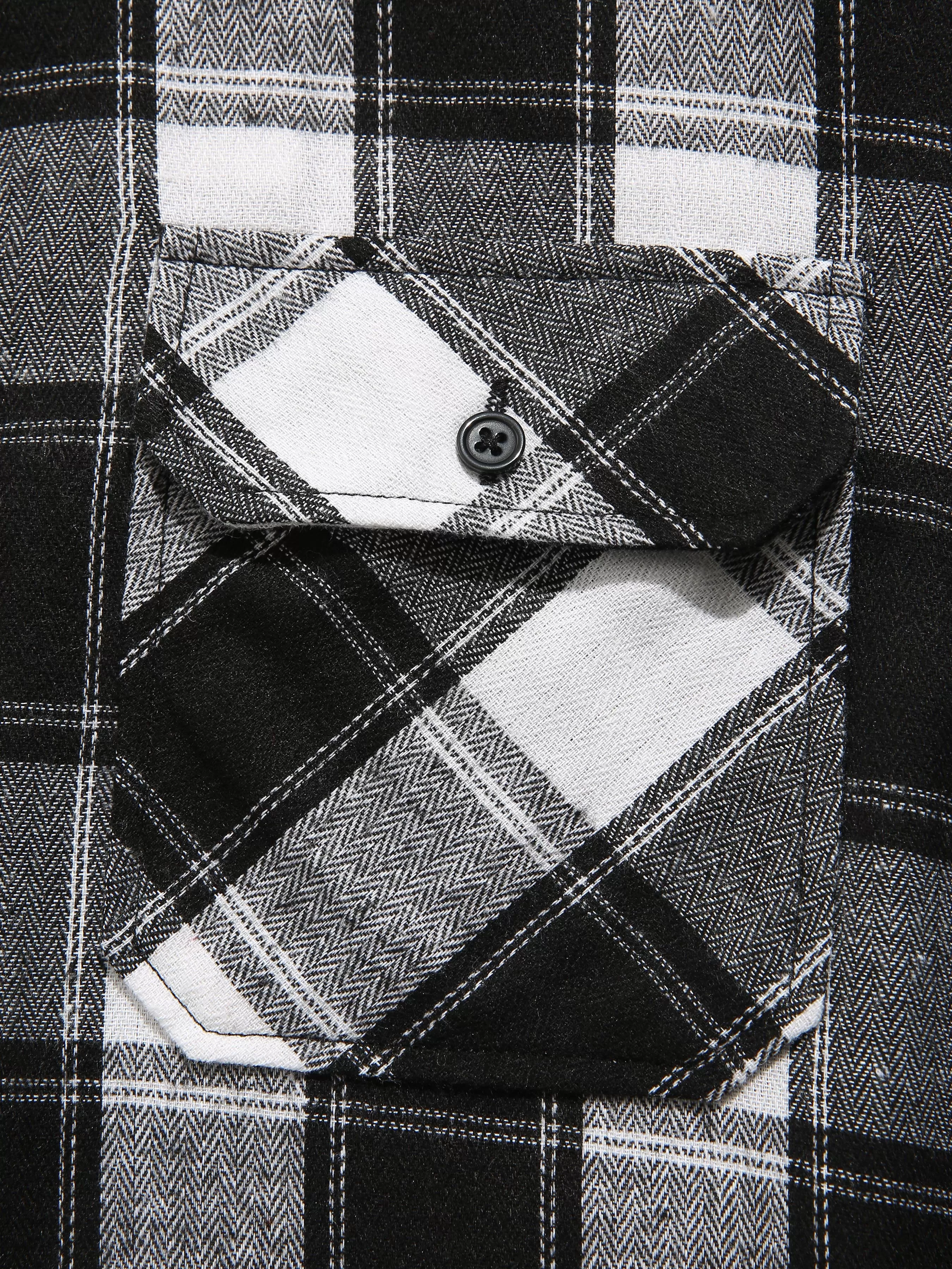 Men Plaid Button Front Shirt With Pockets