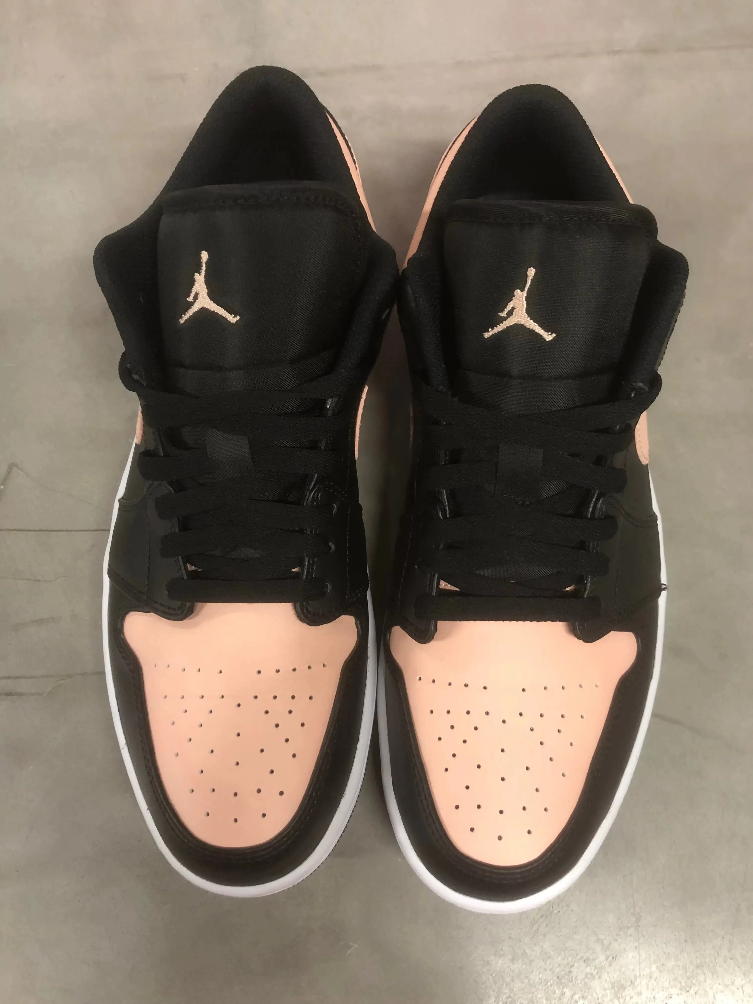 Nike Air Jordan 1 Low Crimson Tint [USED]