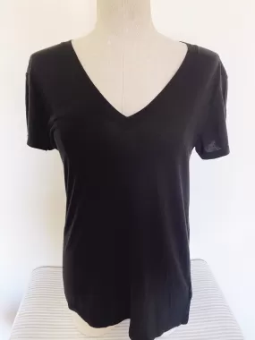 Splendid Basic V-Neck T-Shirt- Black