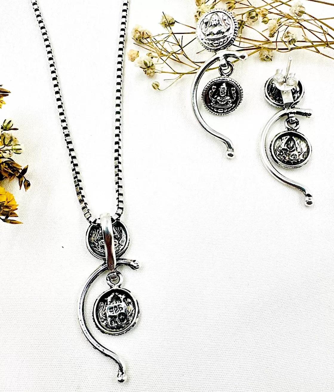 The Silver Lakshmi Pendant Set